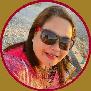 Meet your Posher, Ana